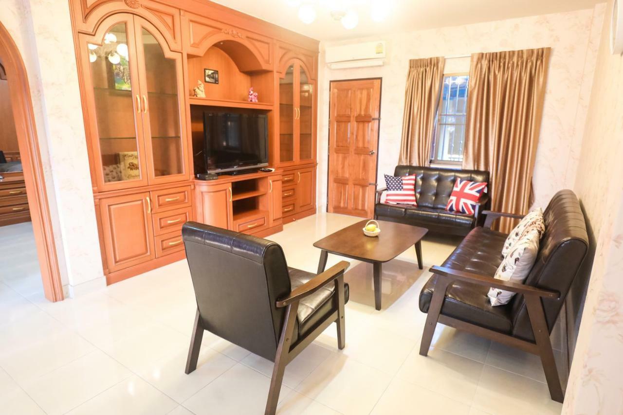 Marin House Pattaya Apartment Exterior photo