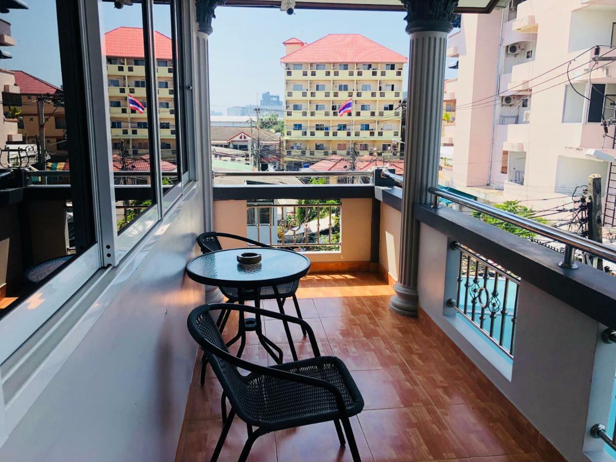 Marin House Pattaya Apartment Exterior photo